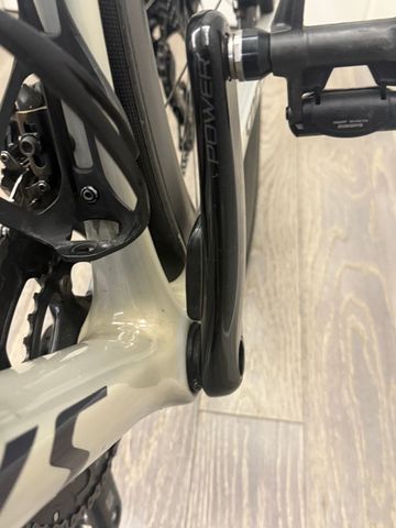Used Specialized Tarmac 2021 Road & Gravel, Light Gray — image 11 of 13