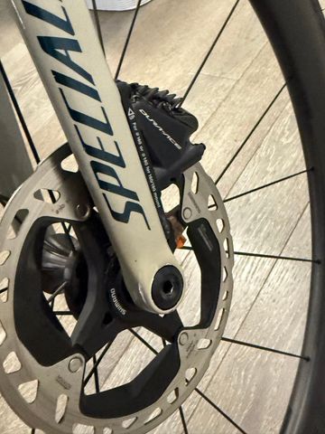 Used Specialized Tarmac 2021 Road & Gravel, Light Gray — image 10 of 13