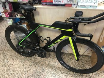 Used Canyon Speedmax CF 8.0 Di2 2018 2018 Road & Gravel, Black — image 5 of 10