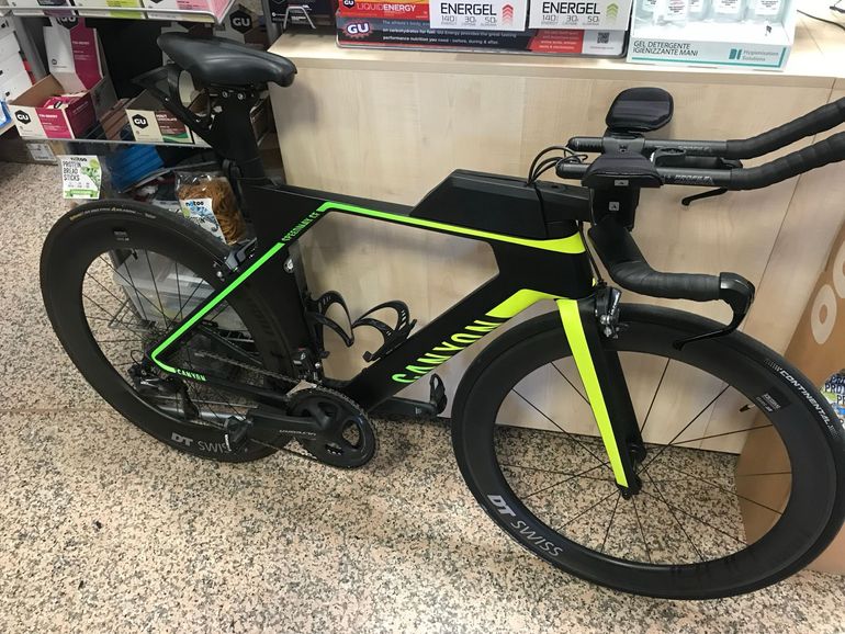 Used Canyon Speedmax CF 8.0 Di2 2018 2018 Road & Gravel, Black — image 5 of 10