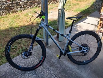 Used Marin San quentin Shimano Deore 2018 Mountainbike, Light Gray — image 2 of 8