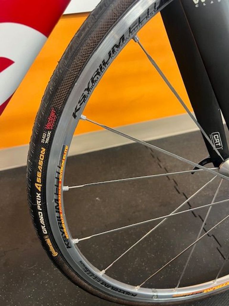 Used Cervélo P2C 2008 Road & Gravel, White — image 3 of 15