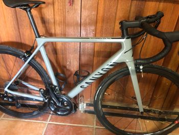 Used Canyon Ultimate CF SL 7 2022 2022 Road & Gravel, Light Gray — image 2 of 7