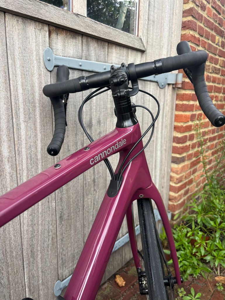 Used Cannondale Synapse Carbon 3 L 2024 2024 Road & Gravel, Red — image 14 of 17