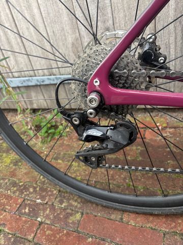 Used Cannondale Synapse Carbon 3 L 2024 2024 Road & Gravel, Red — image 10 of 17