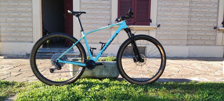 Used Orbea ALMA M50 2021 2021 Mountainbike, Green, 29 — image 1 of 5