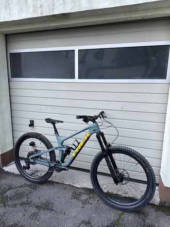 Used Trek Slash 9.8 GX AXS Gen 5 2023 2023 MTB