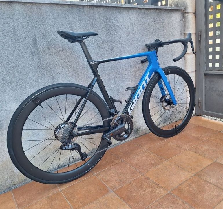 Used Giant Propel Advanced Pro 0 2024 2024 Road & Gravel, Blue — image 3 of 6