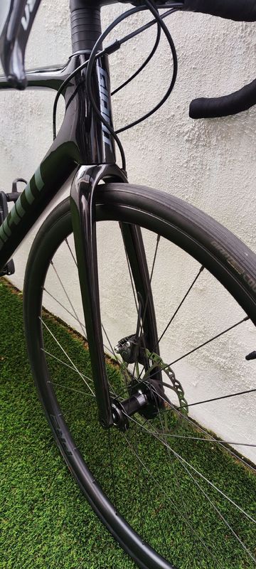 Used Giant TCR Advanced Disc 1 2022 2022 Road & Gravel, Black — image 6 of 9
