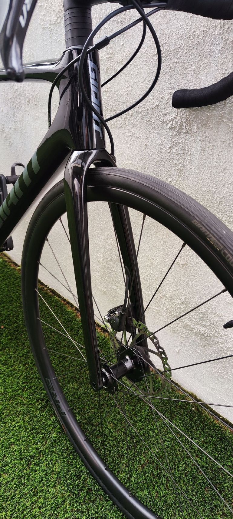 Used Giant TCR Advanced Disc 1 2022 2022 Road & Gravel, Black — image 6 of 9