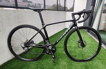 Used Giant TCR Advanced Disc 1 2022 2022 Road & Gravel, Black — image 1 of 9