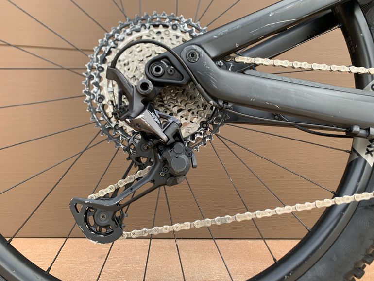 Used Canyon Neuron CF 9 2022 2022 Mountainbike, Black, 27.5, 29 — image 3 of 5