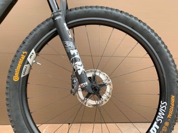 Used Canyon Neuron CF 9 2022 2022 Mountainbike, Black, 27.5, 29 — image 5 of 5