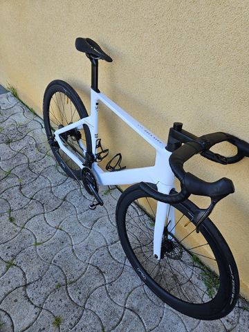 Used Orbea Orca SRAM Force eTap AXS 2024 Road & Gravel, White — image 3 of 4