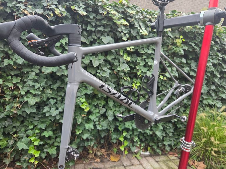 Used Isaac Element (2025 Frameset) 2025 Road & Gravel, Light Gray — image 2 of 9