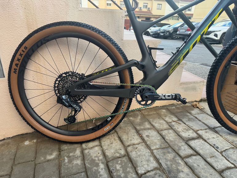 Used Scott RC WORLD CUP 2024 Mountainbike, Green — image 3 of 8