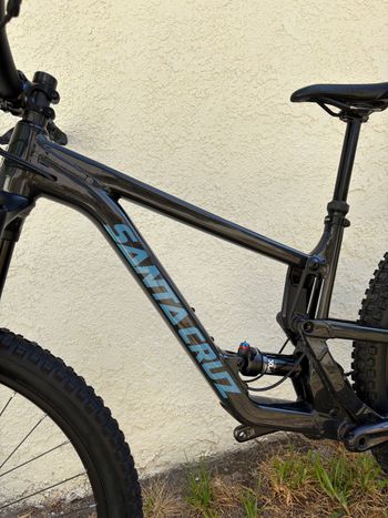 Used Santa Cruz HIGHTOWER D / Aluminum / 29 2022 2022 Mountainbike, Light Gray, 29 — image 22 of 31