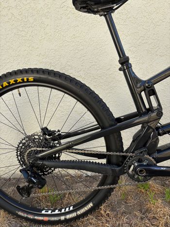 Used Santa Cruz HIGHTOWER D / Aluminum / 29 2022 2022 Mountainbike, Light Gray, 29 — image 11 of 31