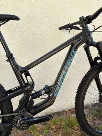Used Santa Cruz HIGHTOWER D / Aluminum / 29 2022 2022 Mountainbike, Light Gray, 29 — image 9 of 31