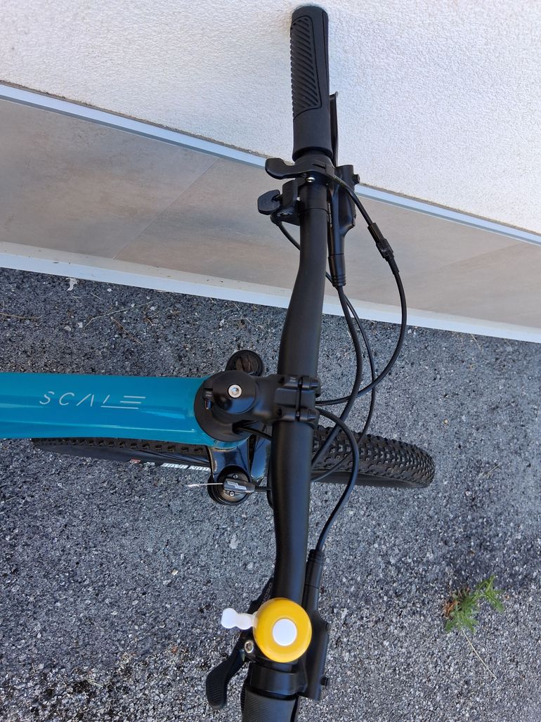Used Scott Scale 980 Blue 2023 Mountainbike, Blue — image 4 of 5