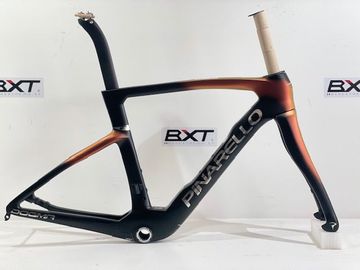 Pinarello DOGMA F DISC LUXTER RED GOLD Frameset 2025 Road & Gravel de segunda mano