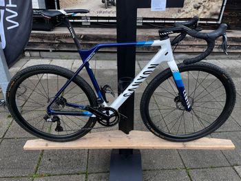 Used Canyon Inflite Shimano Dura Ace Di2 2022 Road & Gravel