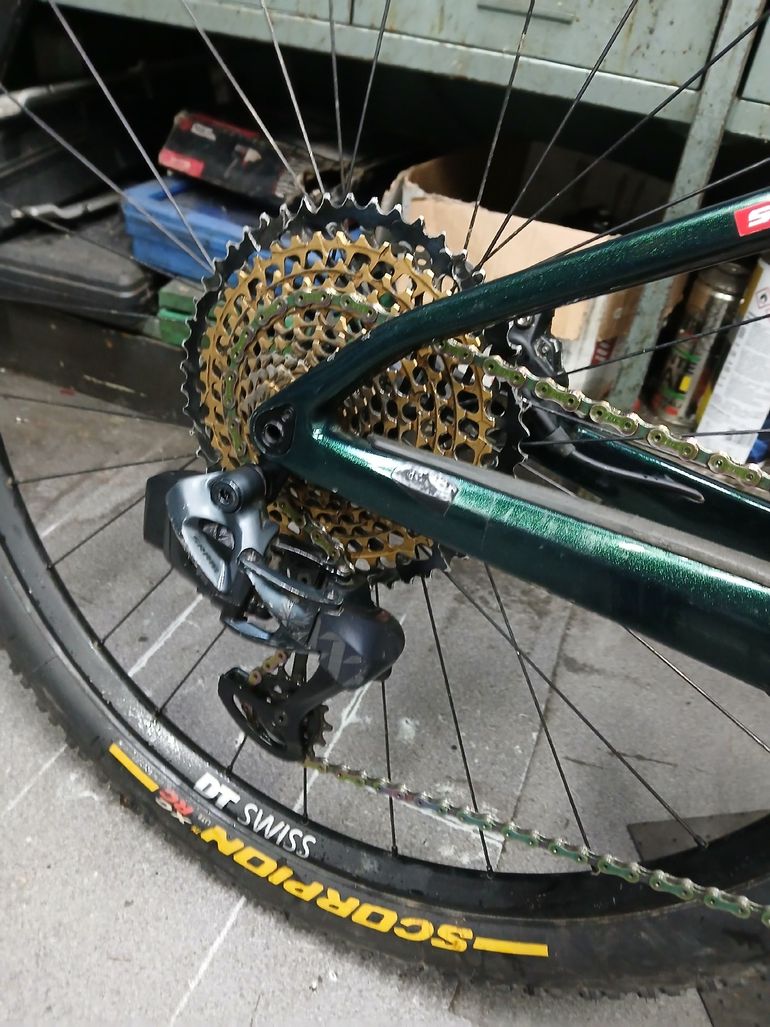 Used BMC Fourstroke SRAM XX1 Eagle 2022 Mountainbike, Green — image 2 of 3