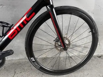 Used BMC Teammachine SLR01 DISC THREE 2019 2019 Road & Gravel, Black — image 9 of 11