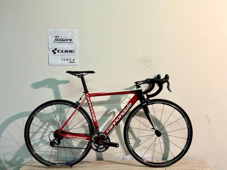Used Cannondale SuperSix Evo 2010 2010 Road & Gravel, Red — image 1 of 8