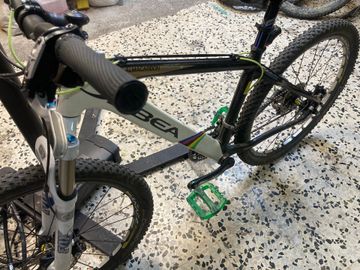 Used Orbea Carbon 2018 Mountainbike, White — image 2 of 5