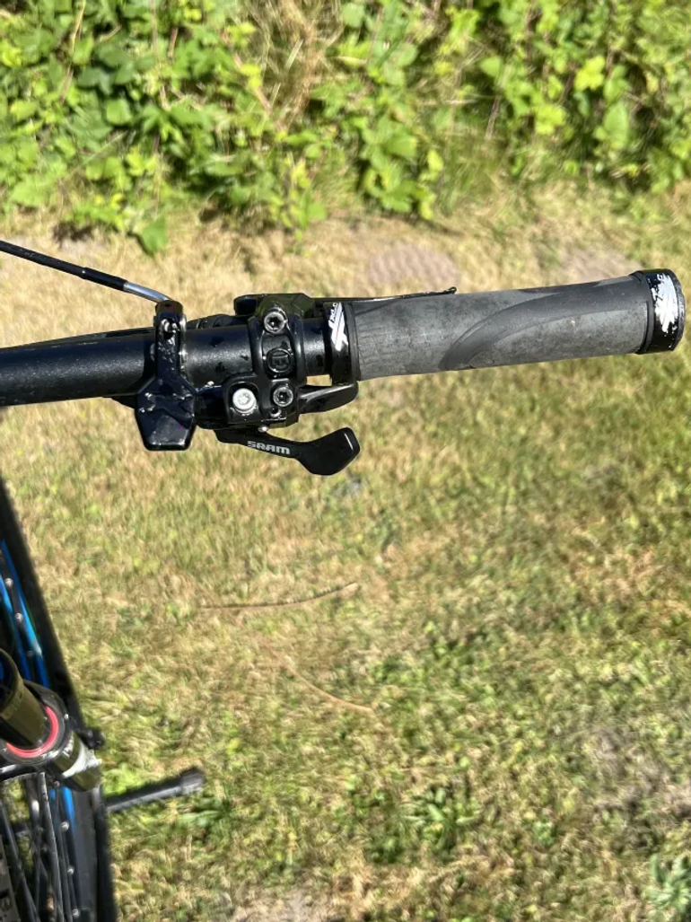Used Haibike Heet 9.10 Carbon 2017 Mountainbike, White — image 10 of 12