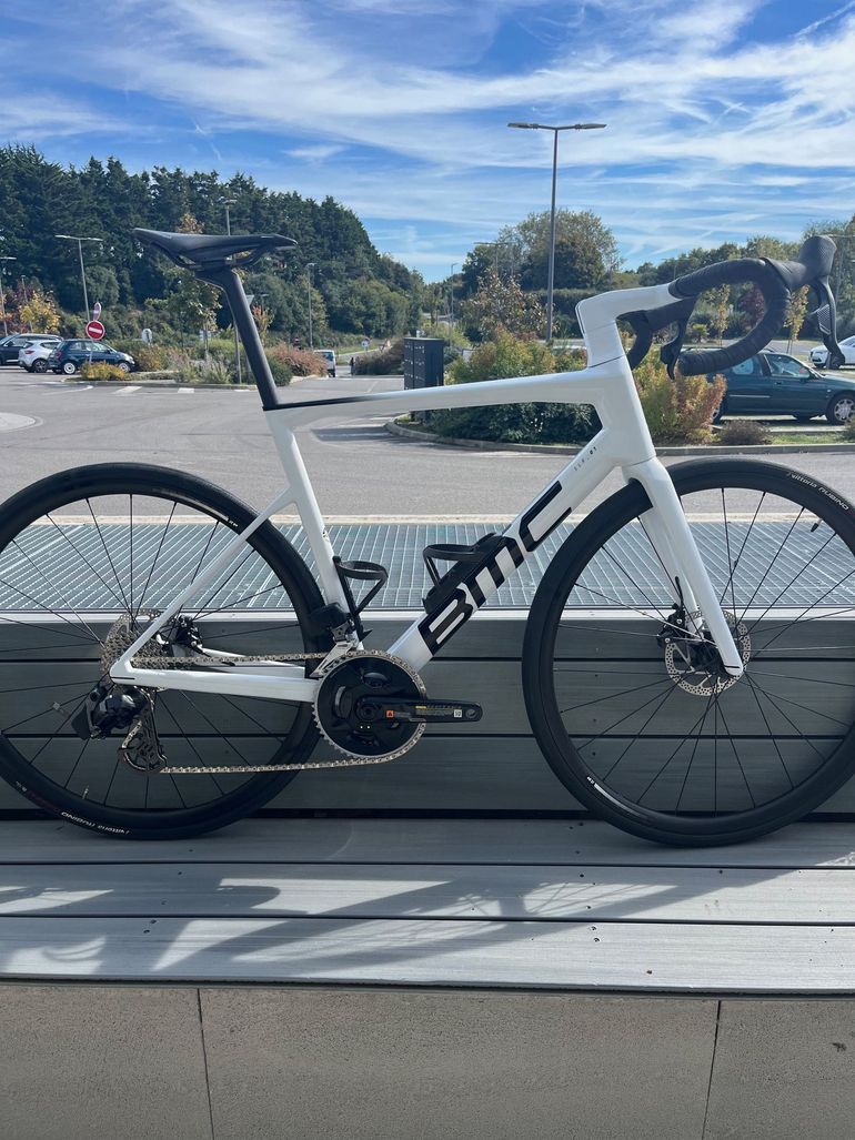 Used BMC Teammachine SLR 01 MOD 2024 2024 Road & Gravel, White — image 1 of 8