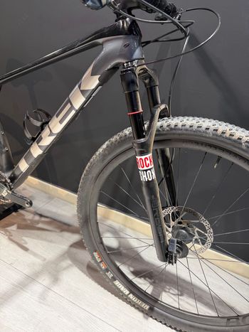 Used Trek Procaliber 9.7 2023 2023 Mountainbike, Black, 29, 27.5 — image 5 of 5
