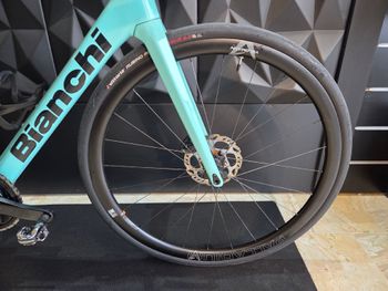 Used Bianchi Sprint 105 2024 Road & Gravel, Blue — image 3 of 7