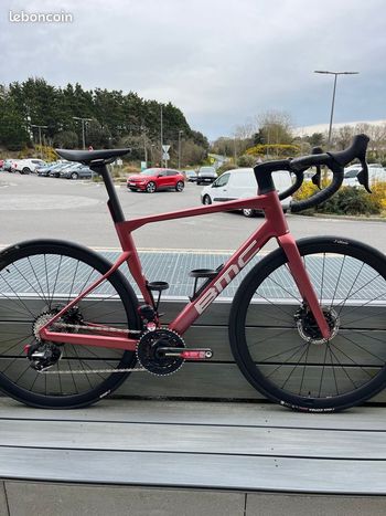 Used BMC Roadmachine 01 Three 2024 Road & Gravel