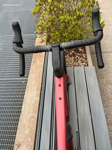 Brugt BMC Roadmachine 01 Three 2024 Road & Gravel — billede 6 af 8