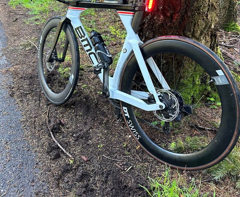 Used BMC Timemachine 01 DISC TWO 2023 Frameset 2023 Road & Gravel, White — image 2 of 3