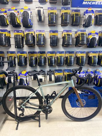 Used Orbea TERRA H30 2024 2024 Road & Gravel, Light Gray — image 15 of 16