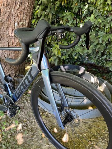 Used Giant Propel Advanced Pro 1 2025 2025 Road & Gravel, Blue — image 4 of 7