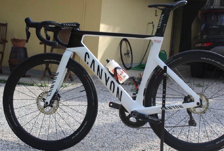 Canyon Aeroad Shimano Dura Ace Di2 2021