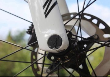Used Canyon Aeroad CFR Disc Di2 2021 2021 Road & Gravel, White — image 5 of 8