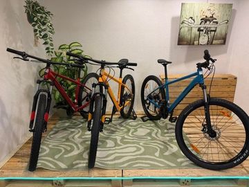 Used Bergamont Revox Other Shimano 2025 Mountainbike, Orange — image 2 of 3