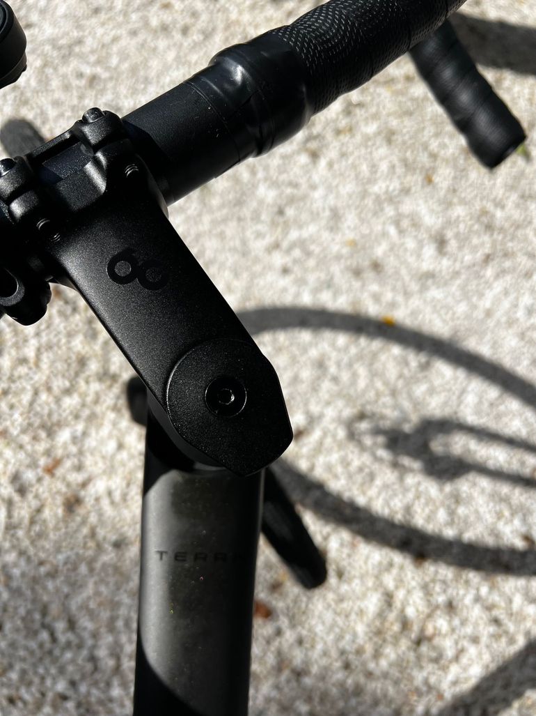 Used Orbea TERRA M30TEAM 2024 2024 Road & Gravel, Black — image 8 of 8