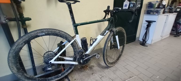Used 3T Exploro RACE FORCE AXS 2X 2022 2022 Road & Gravel, Green — image 6 of 7