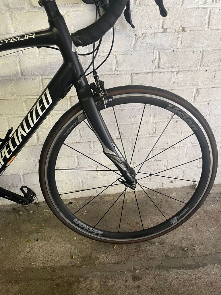 Used Specialized Secteur Expert Disc 2014 2014 Road & Gravel, Black — image 3 of 5