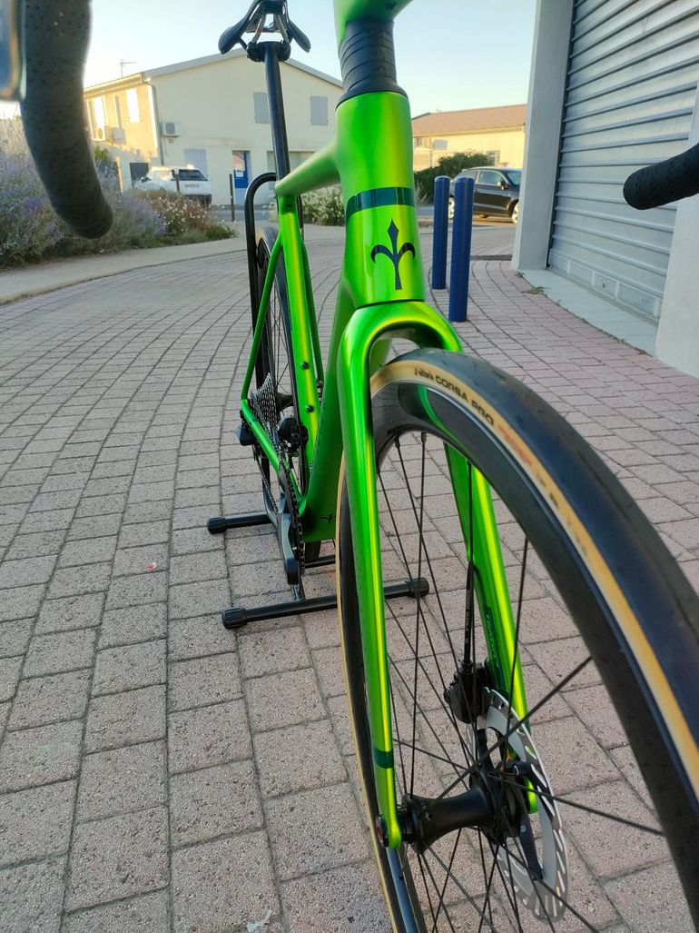 Used Wilier VERTICALE Shimano Ultegra Di2 2025 Road & Gravel, Green — image 4 of 4