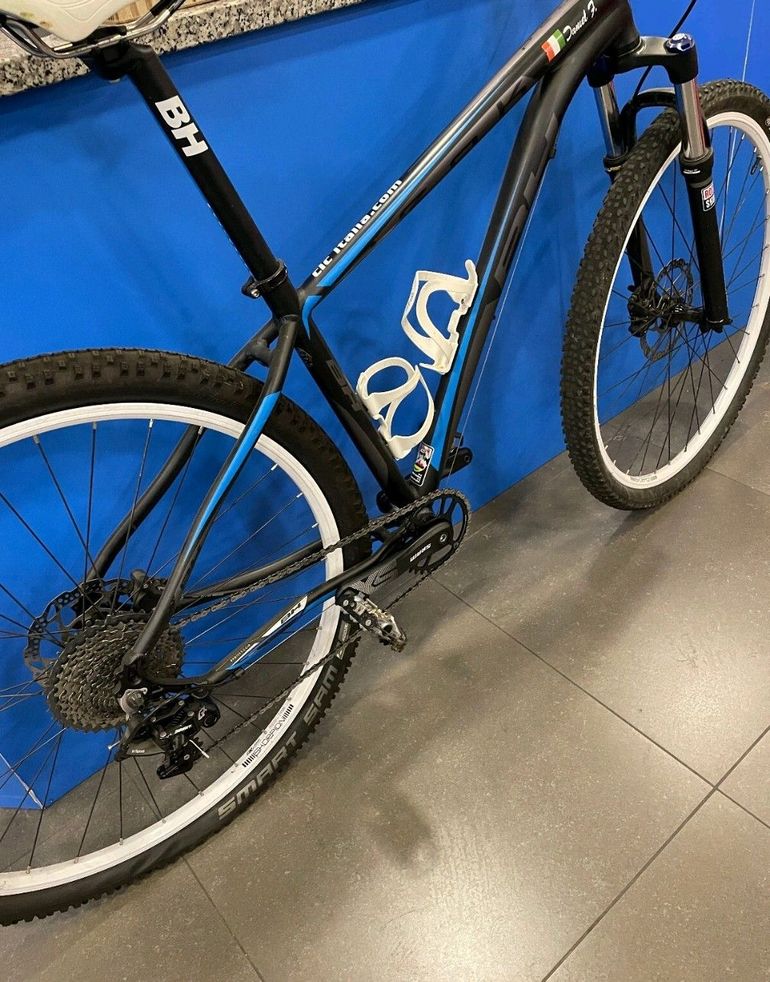 Used BH SPIKE 2.5 2022 2022 Mountainbike, Black, 29 — image 3 of 3
