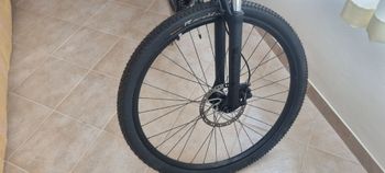 Used Giant Talon 4 2021 2021 Mountainbike, Black, 27.5, 29 — image 3 of 4