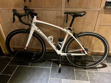 Used Trek Silque S Women's 2016 2016 Road & Gravel, White — image 2 of 3