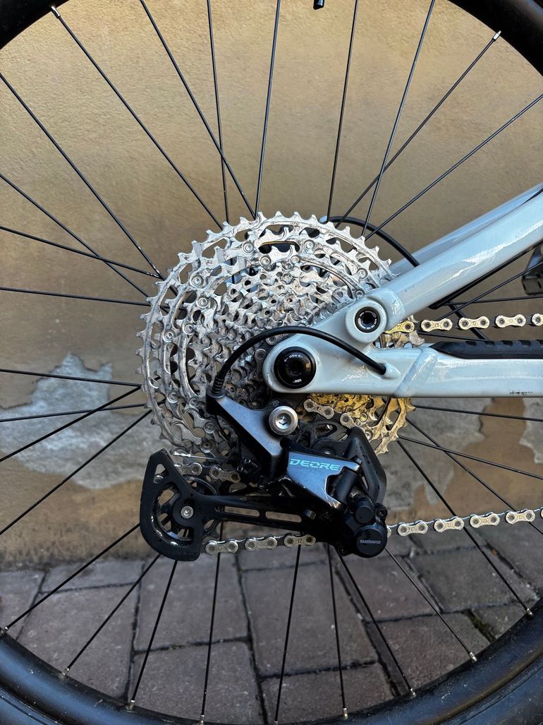 Used Marin Rift Zone 29" 2 2024 2024 Mountainbike, Light Gray, 29 — image 9 of 12